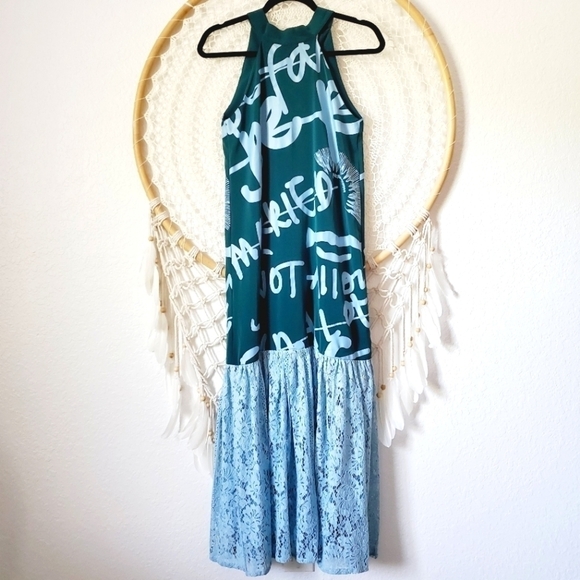 Runway NWOT Ziztar wordings lace maxi dress - Picture 3 of 12